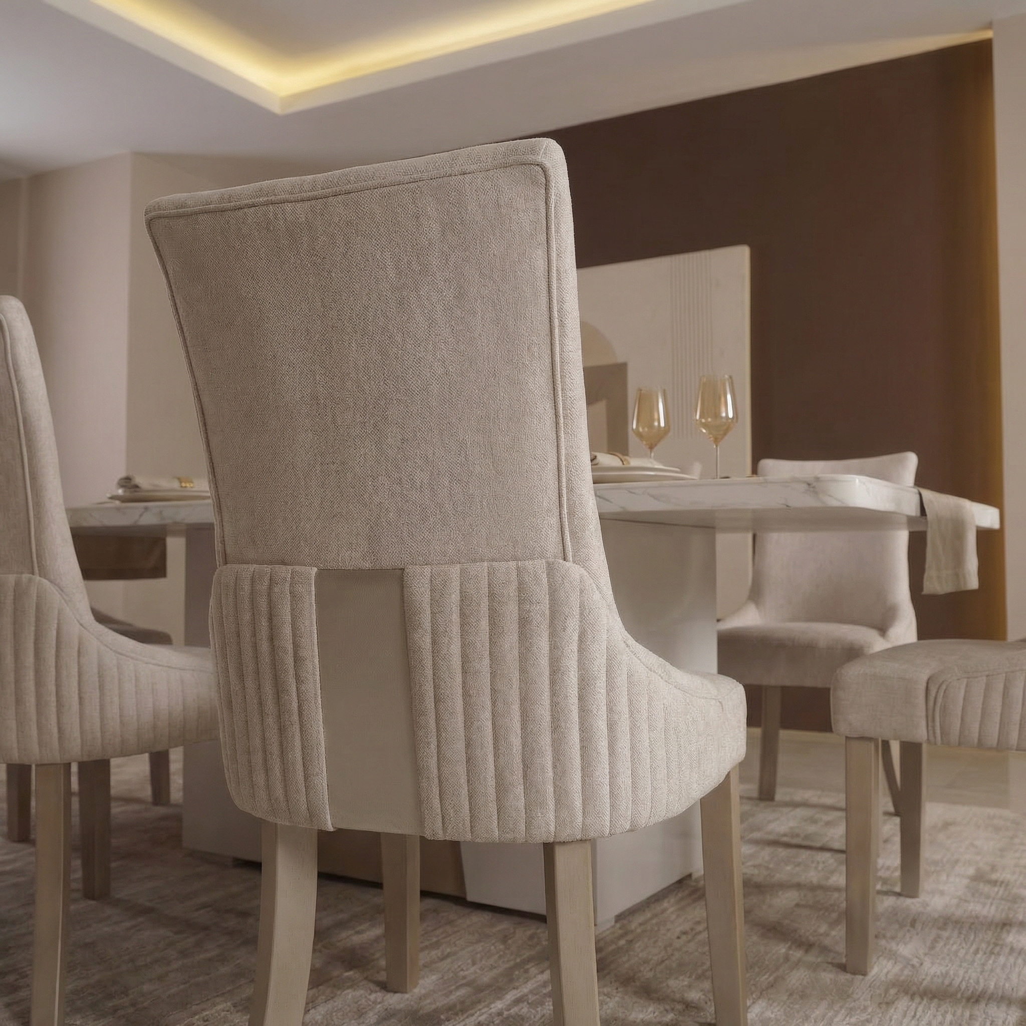 Comedor 8 Puestos Roma Veltvet Atlas Marmol, Champaña