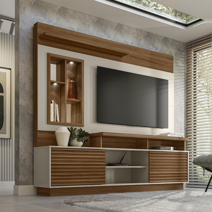 Centro de Entretenimiento Marcus Natural, Off White
