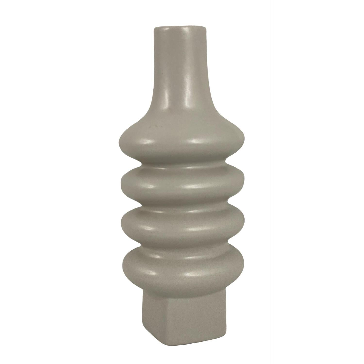 Jarron 11X8.6X26.2 Gris Florero Anillos