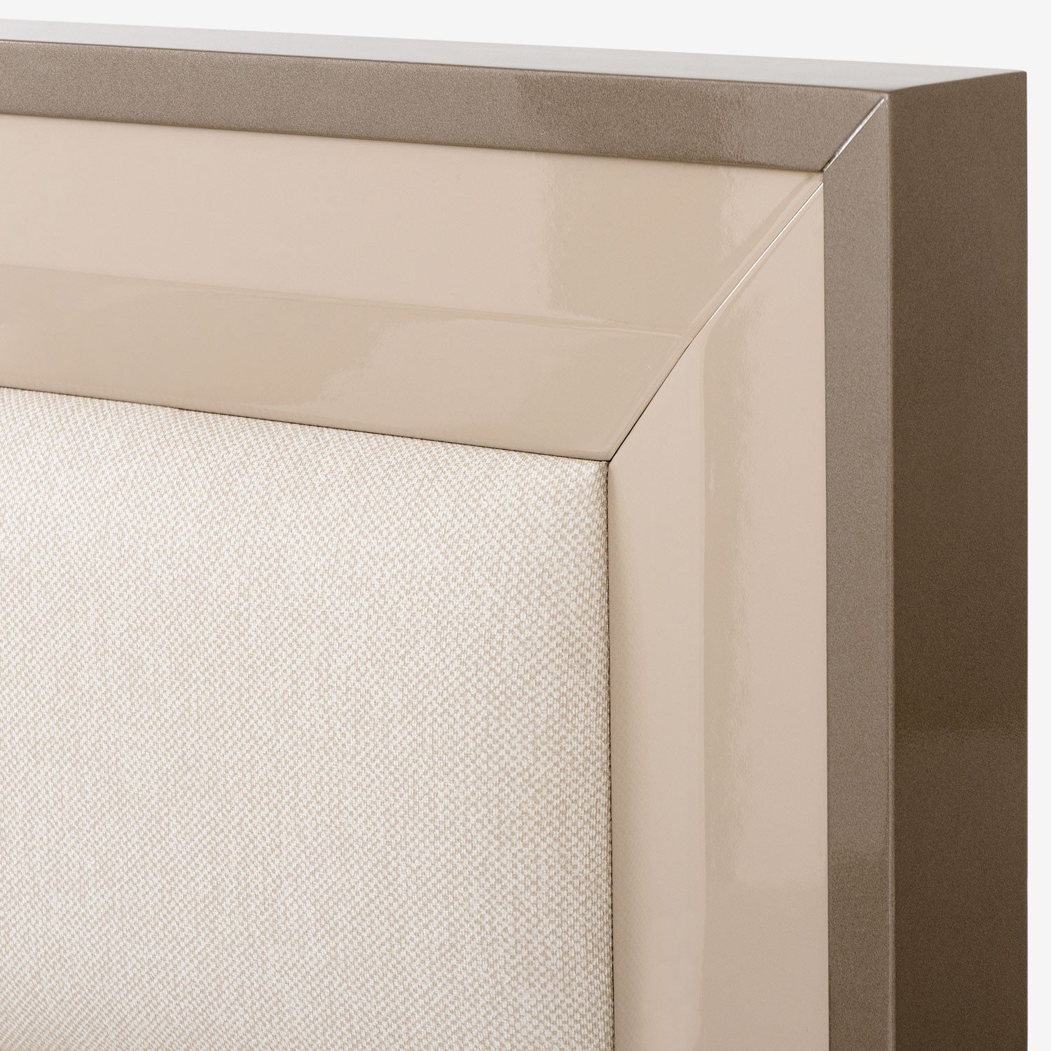 Cama Queen Bulgari Eurolino Beige, Latte Bronce